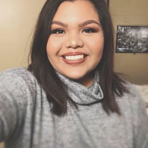 Meet your Posher, Adriana